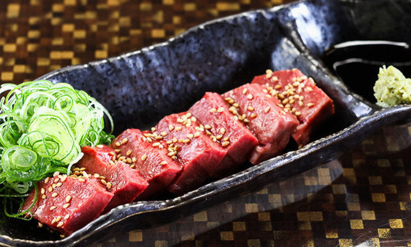 炭火焼肉 ちさね 赤身の一品